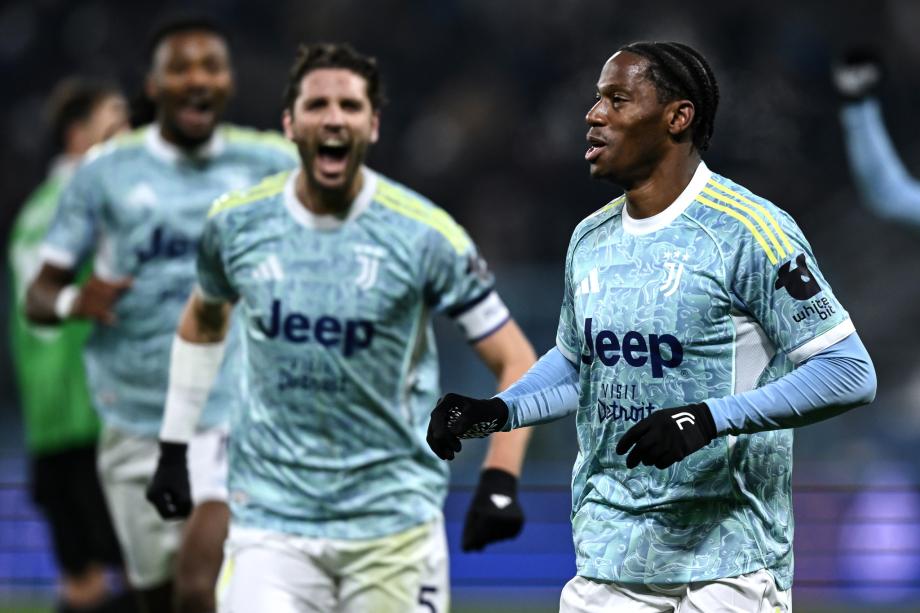 [图]意甲-戴维传射米雷蒂破门 尤文3-0完胜萨索洛